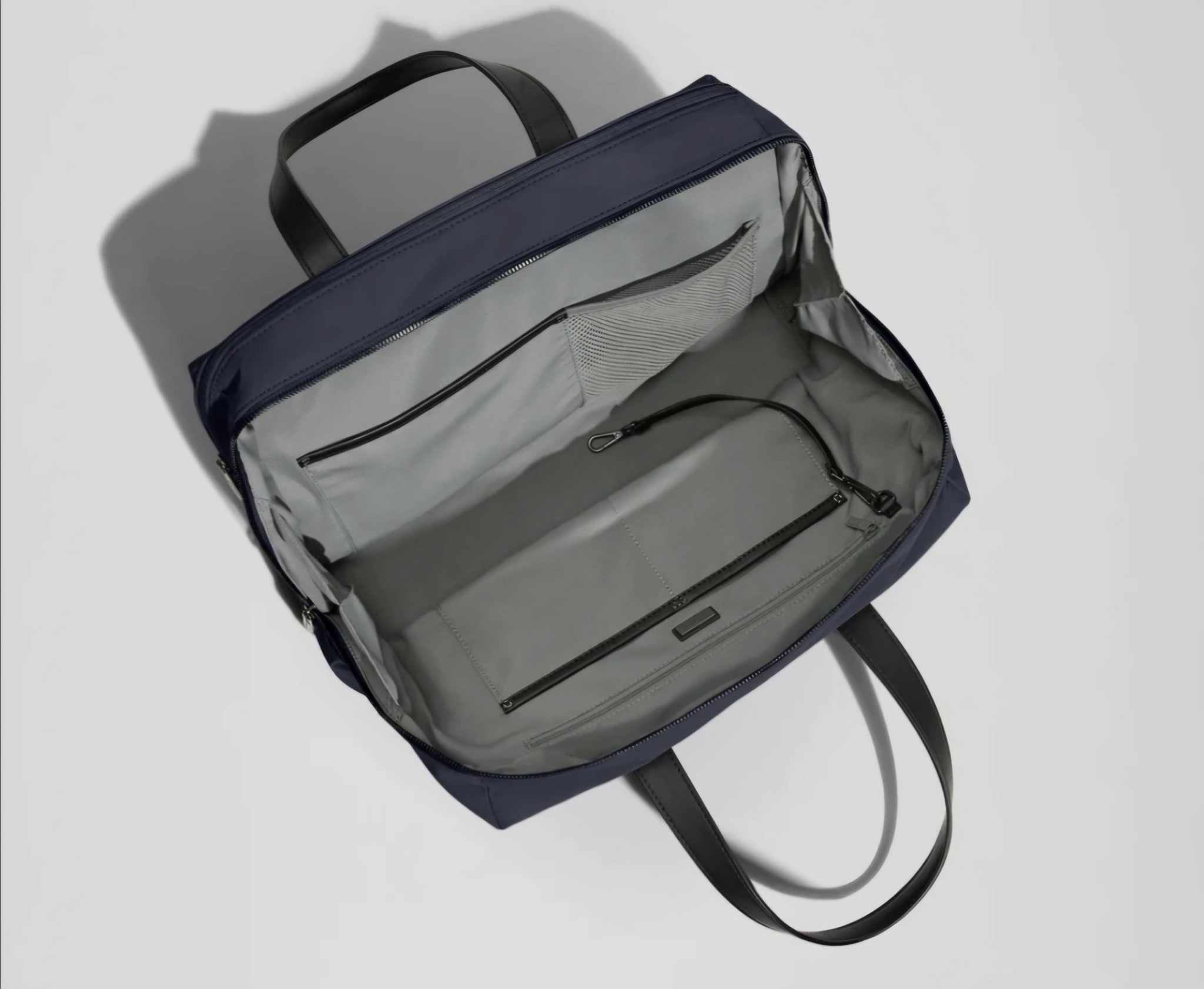 THE EVERYWHERE TASKE